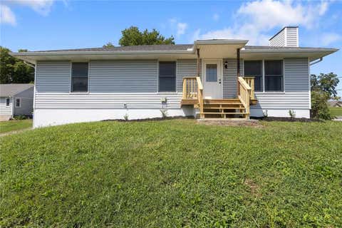 Photo of 500 S Commercial Avenue, Smithville, MO 64089 (MLS # 2638257)