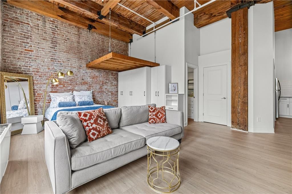 Photo of 308 W 8th Street #304, Kansas City, MO 64105 (MLS # 2617802)