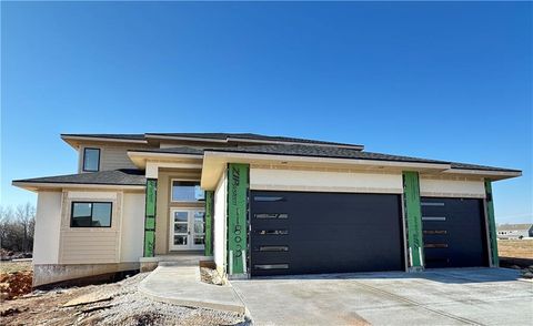 Photo of 11803 W 181st Terrace, Overland Park, KS 66013 (MLS # 2583803)