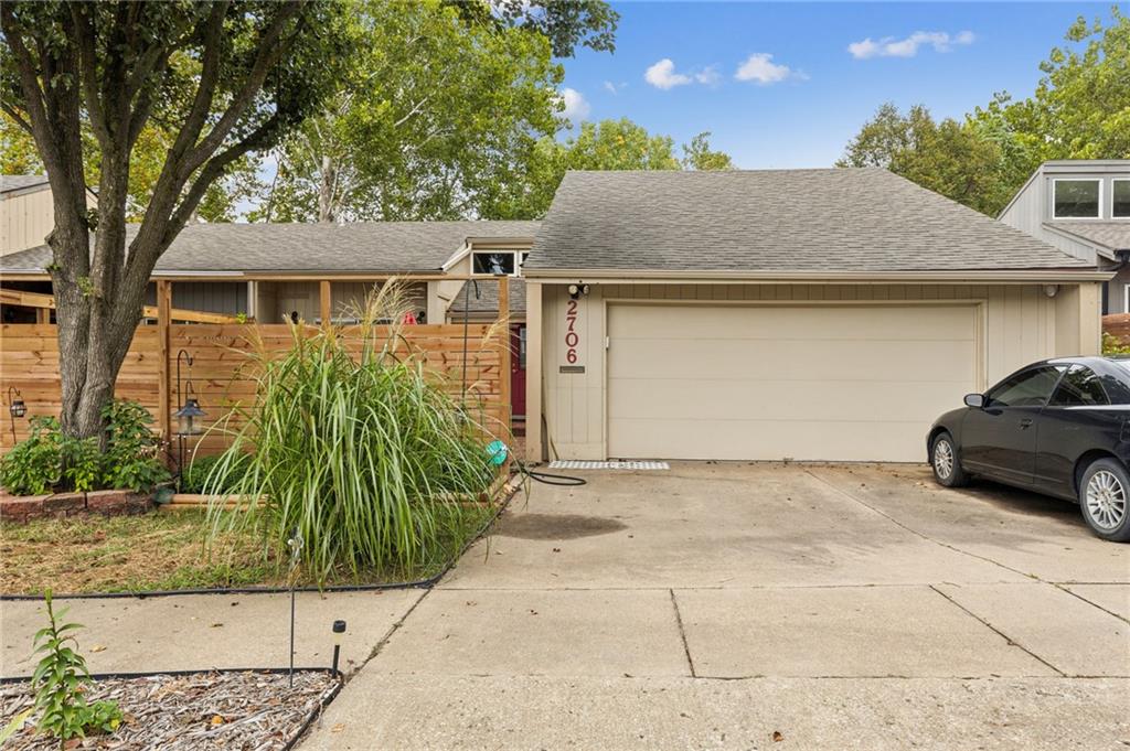 View Lawrence, KS 66049 townhome