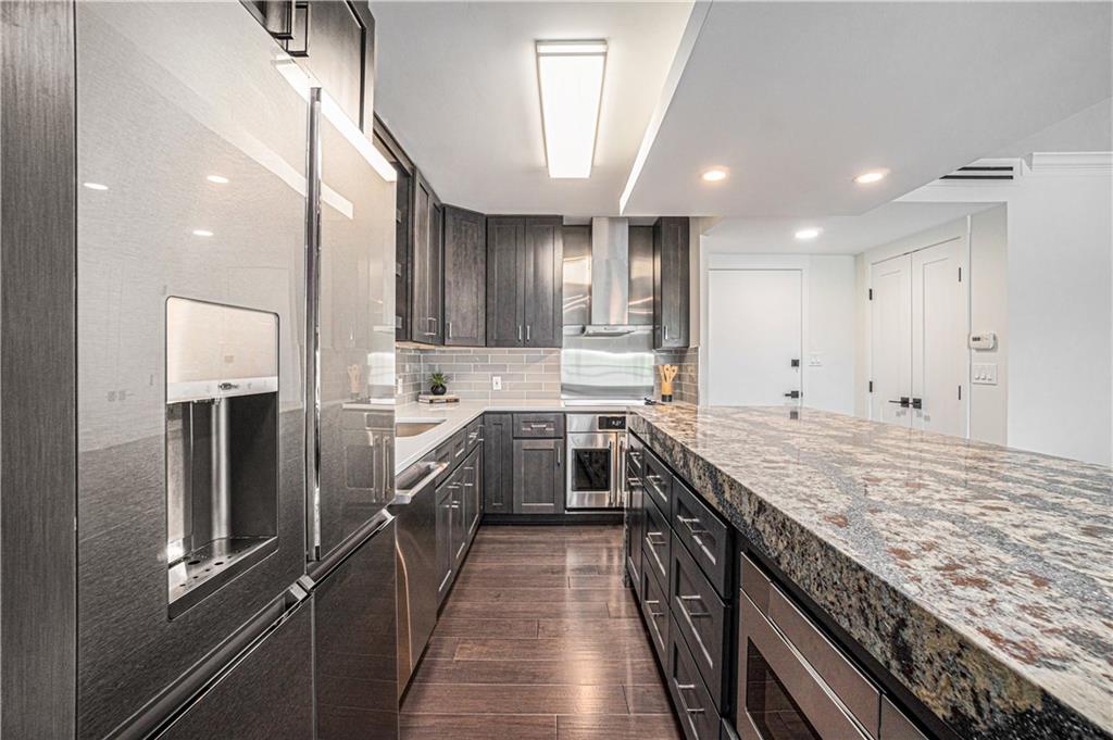 4545 Wornall Road 602