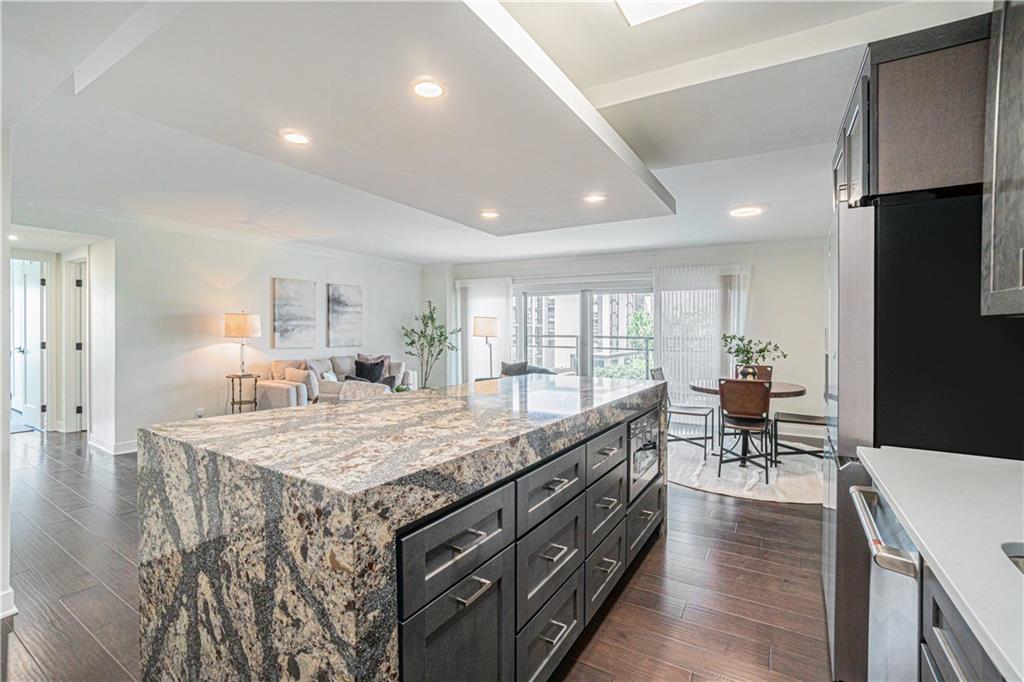 4545 Wornall Road 602