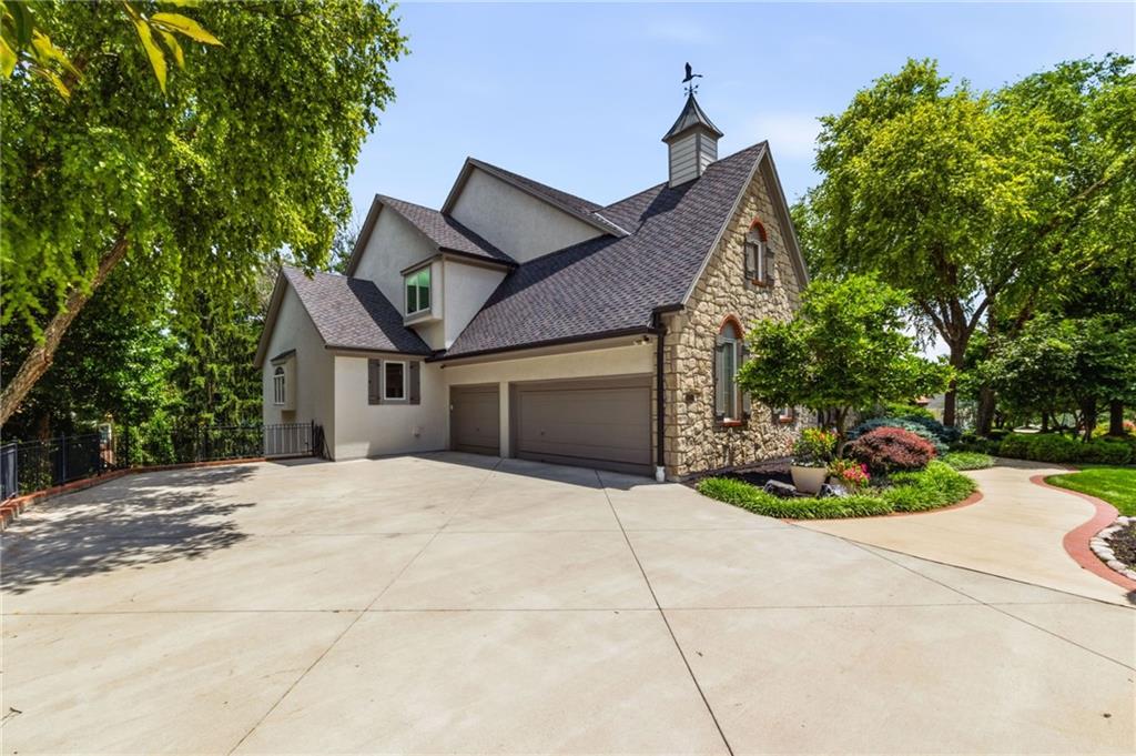 14107 Manor Road