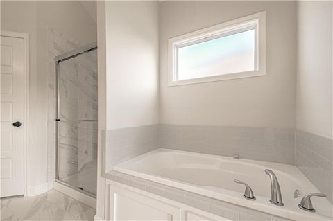 Tiny photo for 1059 Fir Lane, Liberty, MO 64068 (MLS # 2607783)