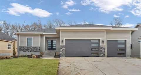 14033 S Landon Street Olathe KS 66061