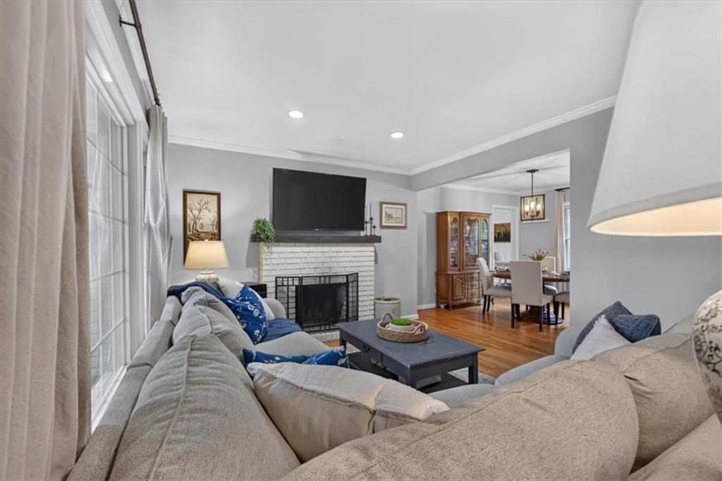 3114 W 72nd Terrace