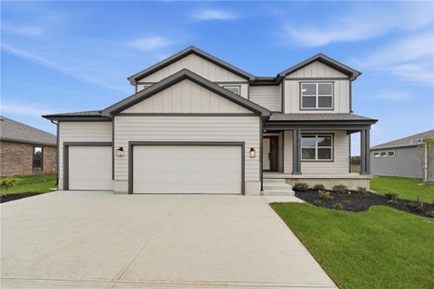Photo of 18555 W 195th Street, Spring Hill, KS 66083 (MLS # 2648264)