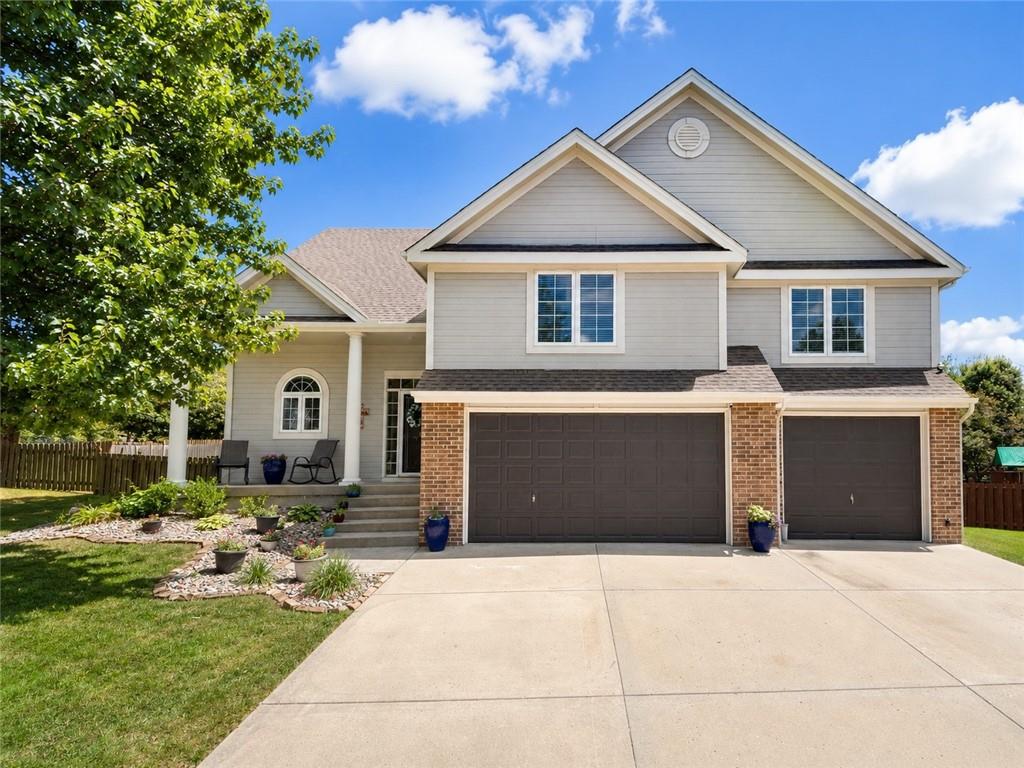 Photo 1 of 43 — 9105 N Kansas Court, Kansas City, MO 64156