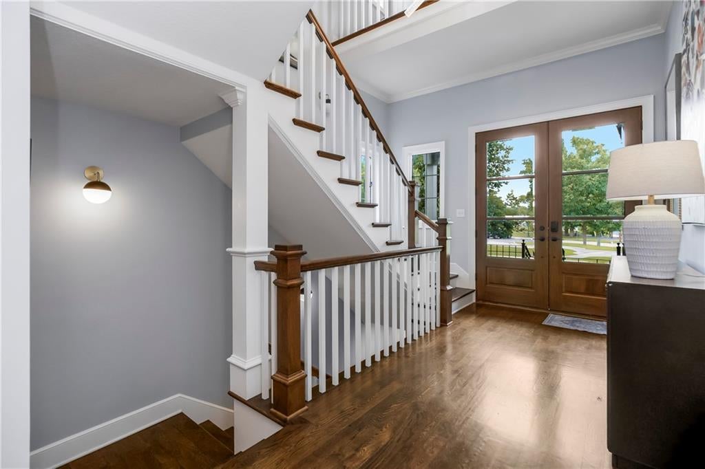 5207 Meadowbrook Parkway