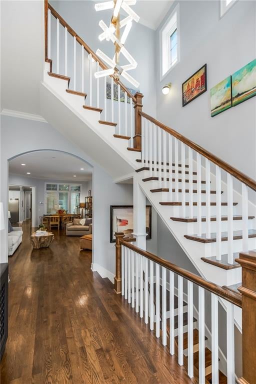 5207 Meadowbrook Parkway