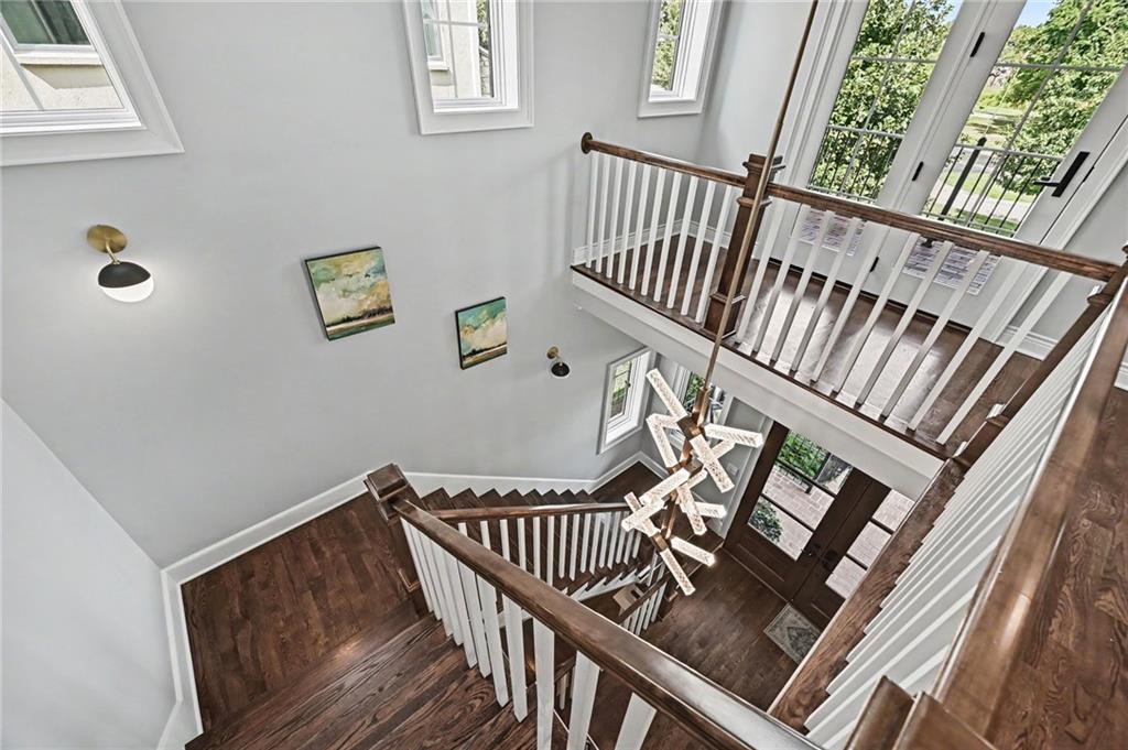 5207 Meadowbrook Parkway