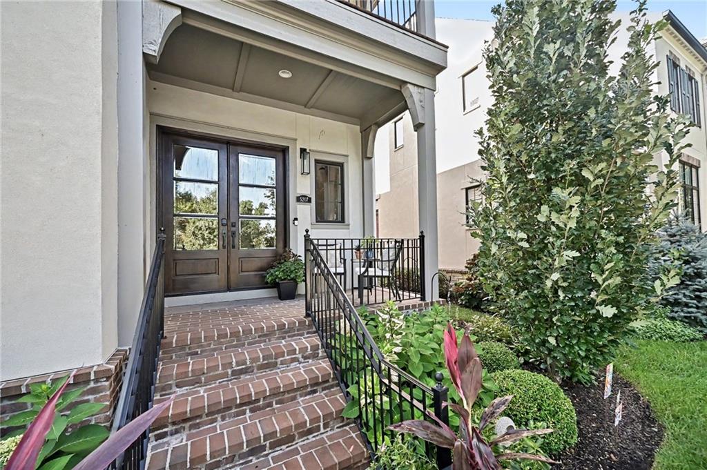 5207 Meadowbrook Parkway