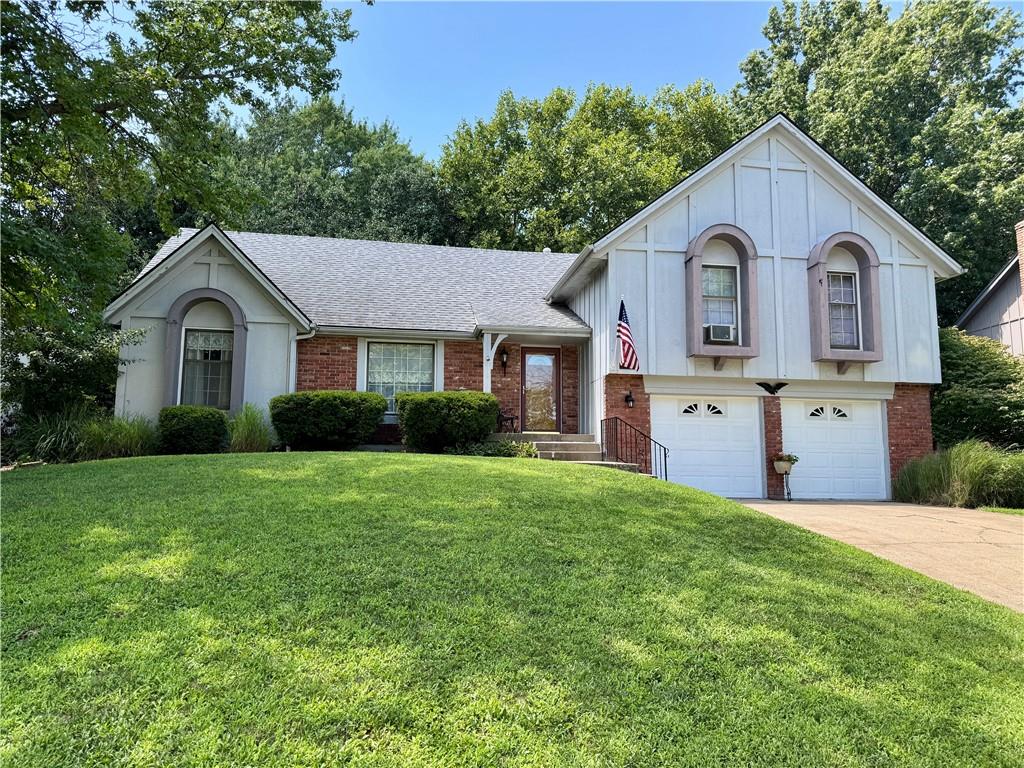 10126 Earnshaw Street