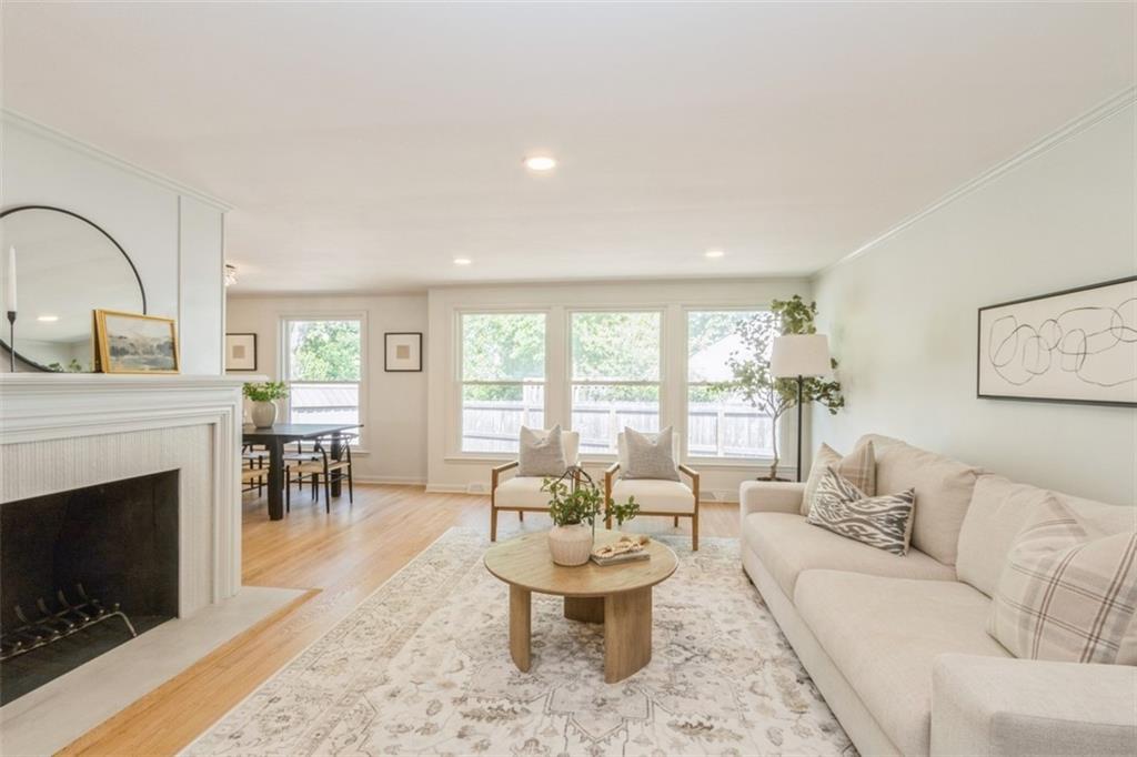 5008 W 79th Street
