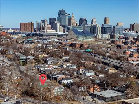 2024 Summit Street, Kansas City, MO 64108 - #: 2568956