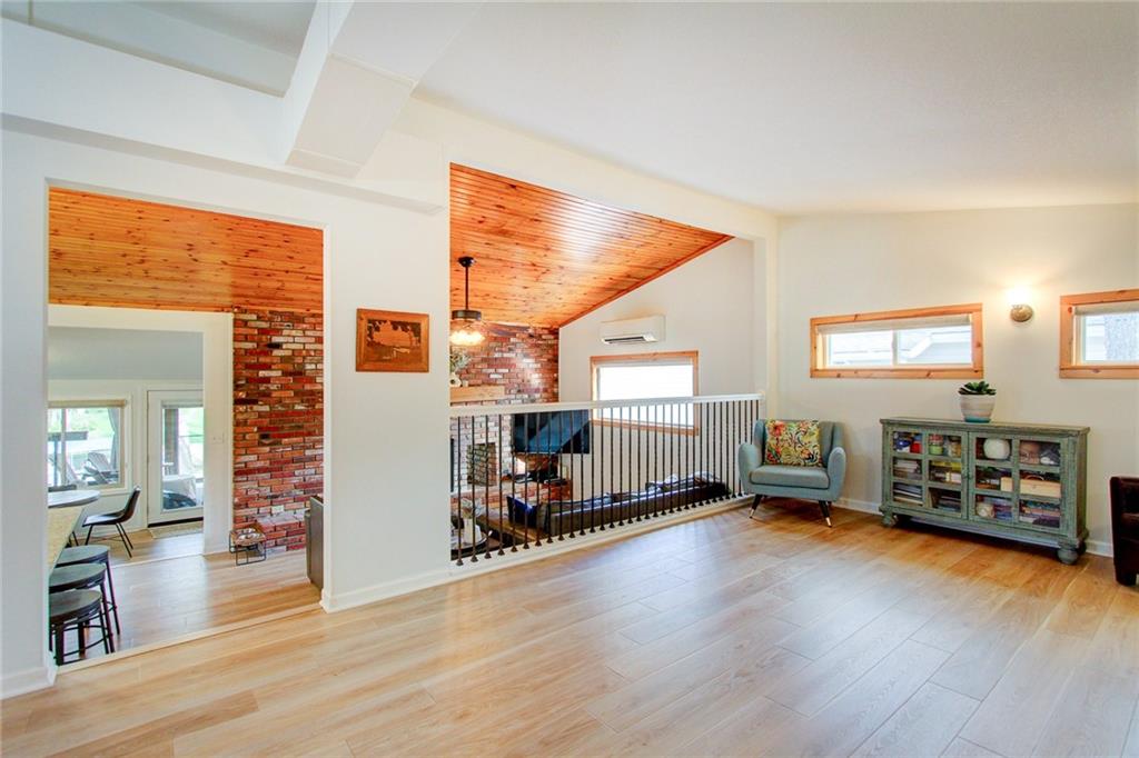 37 R Street