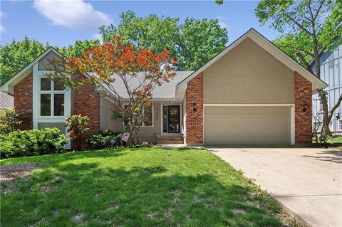 Photo of 12428 Lamar Avenue, Leawood, KS 66209 (MLS # 2620471)