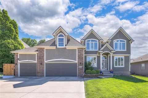 3915 SW Granite Lane Lee's Summit MO 64082