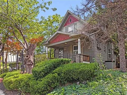 Photo of 4401 Madison Avenue, Kansas City, MO 64111 (MLS # 2618722)