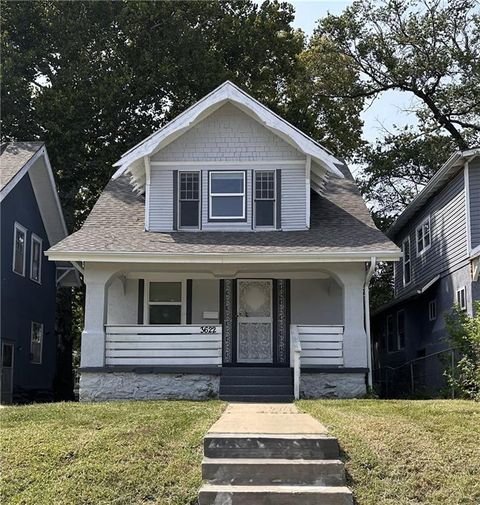 Photo of 3622 College Avenue, Kansas City, MO 64128 (MLS # 2617925)