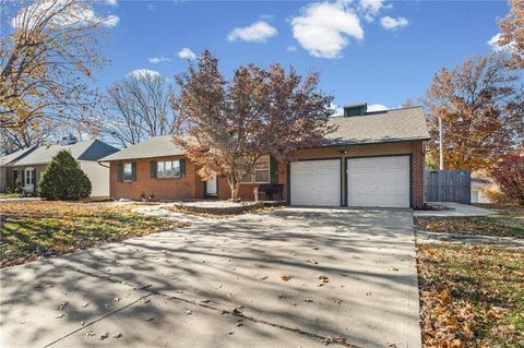5248 N Flora Avenue, Kansas City, MO 64118 - MLS#: 2585448