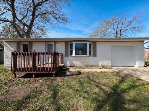 410 B Street Belton MO 64012