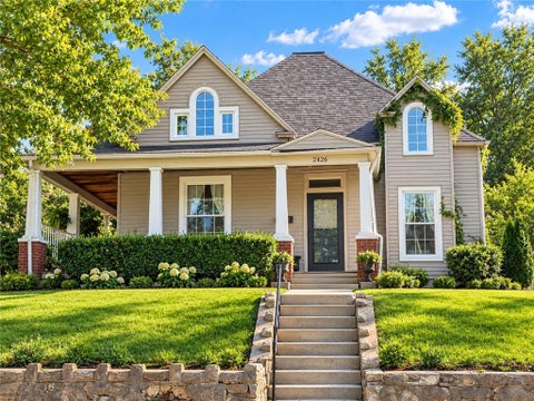 Photo of 2426 Lafayette Street, St Joseph, MO 64507 (MLS # 2644060)