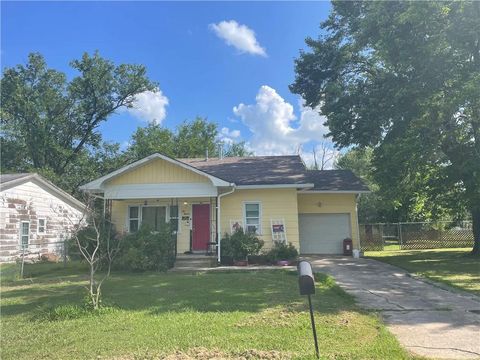 113 W Grace Boulevard, Coffeyville, KS 67337 - MLS#: 2565217