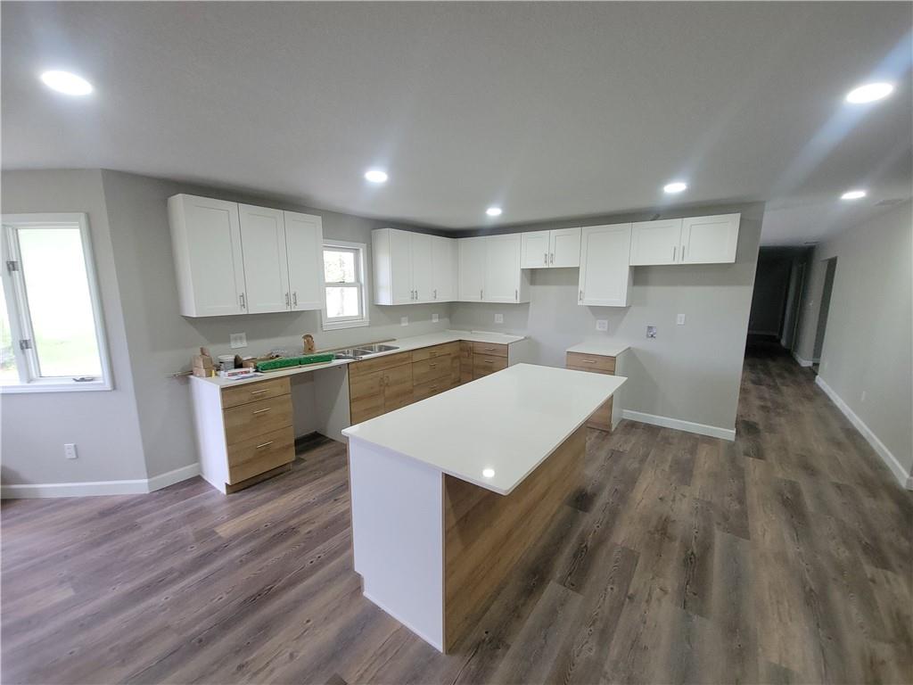 305 S 170th N/A