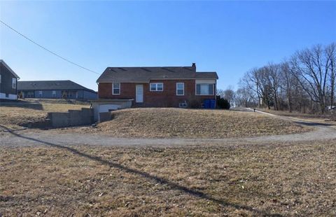 Tiny photo for 1114 W Liberty Drive, Liberty, MO 64068 (MLS # 2601157)