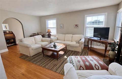 Tiny photo for 1114 W Liberty Drive, Liberty, MO 64068 (MLS # 2601157)