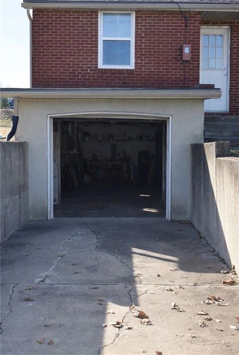 Tiny photo for 1114 W Liberty Drive, Liberty, MO 64068 (MLS # 2601157)