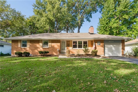 Photo of 6808 Larsen Lane, Shawnee, KS 66203 (MLS # 2647997)