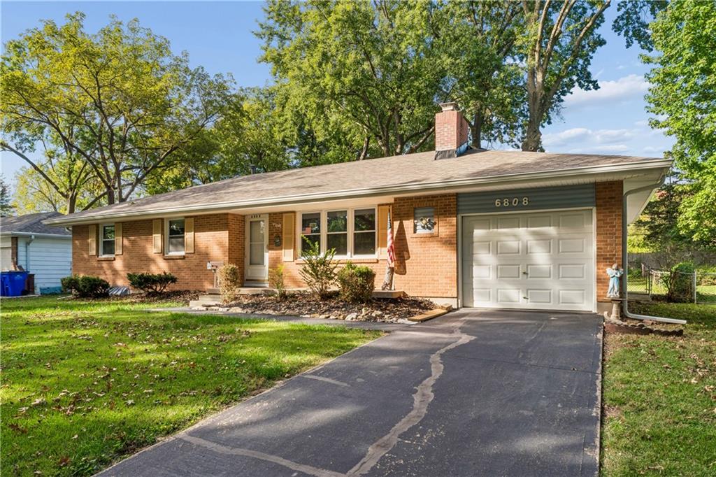 6808 Larsen Lane