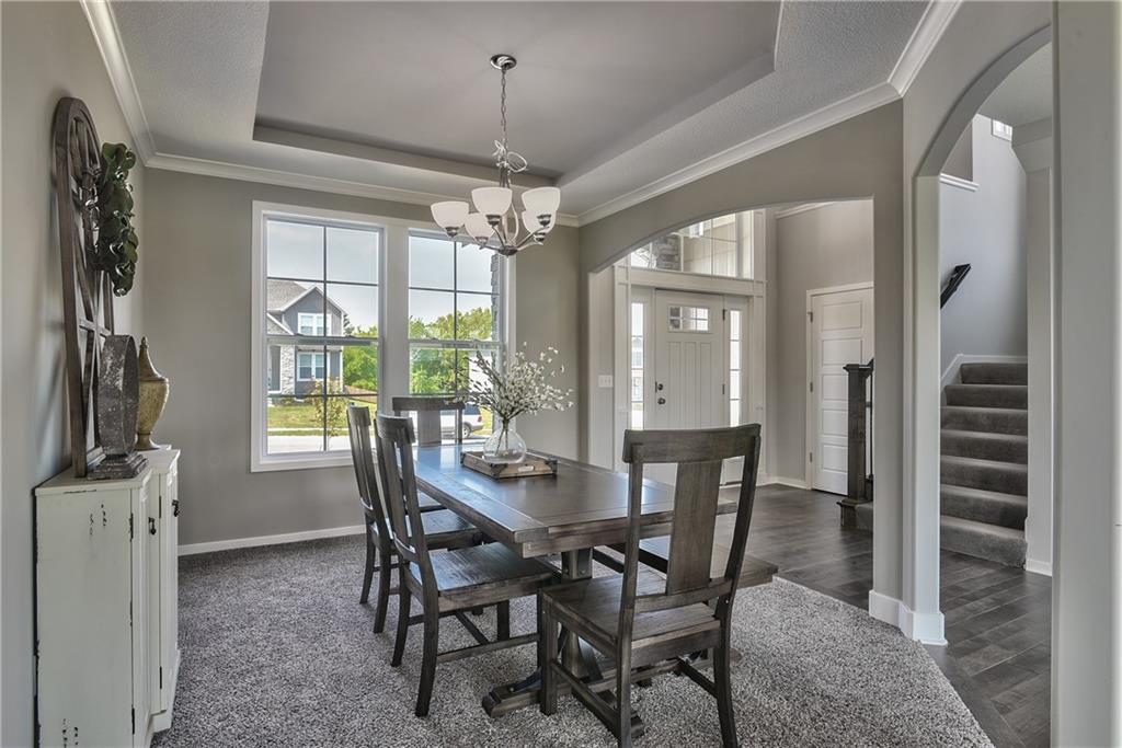 2275 W Elm Terrace