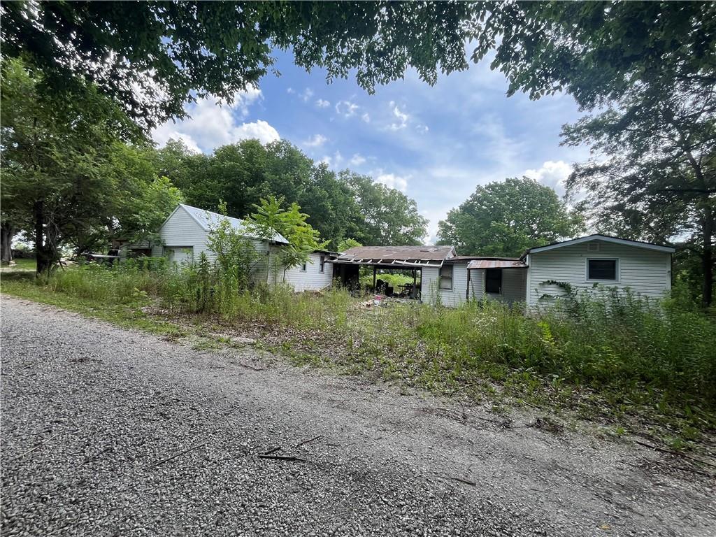 606 N First Street