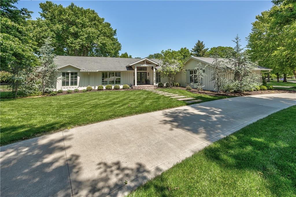 8600 Reinhardt Lane