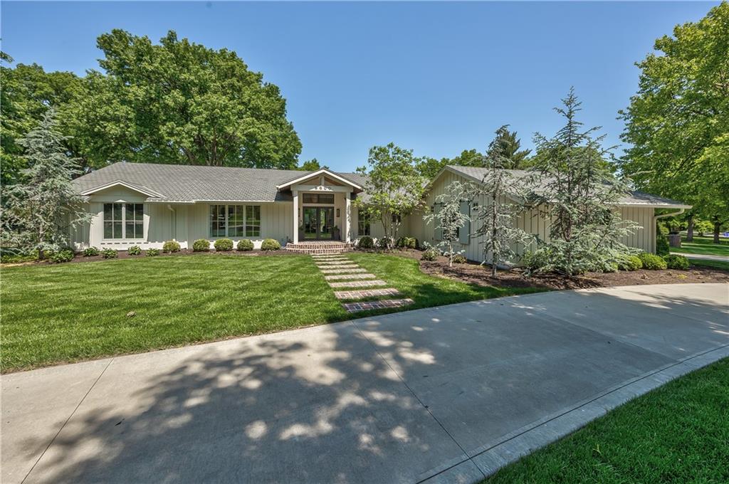 8600 Reinhardt Lane