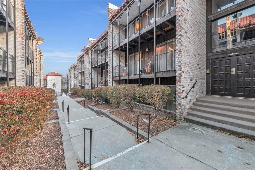 5015 Walnut Street A