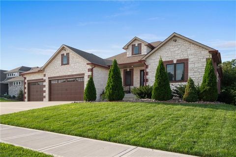 1709 SW 27th Street Lee's Summit MO 64082