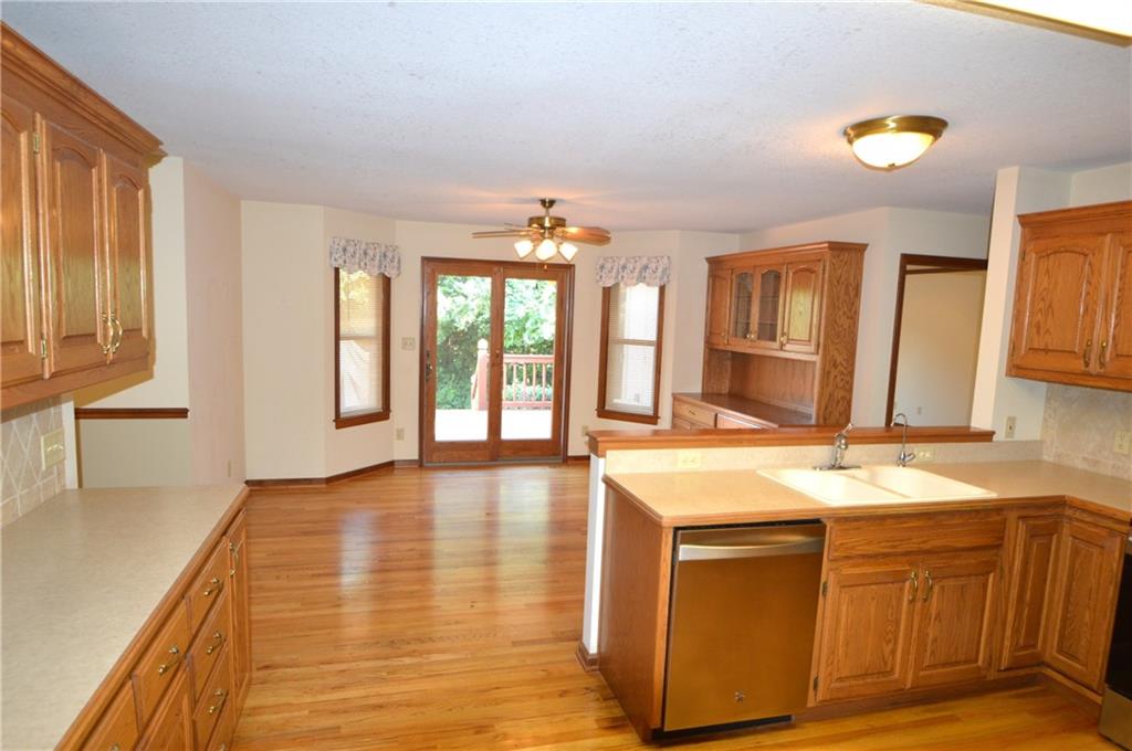 1010 SW Ottawa Trail