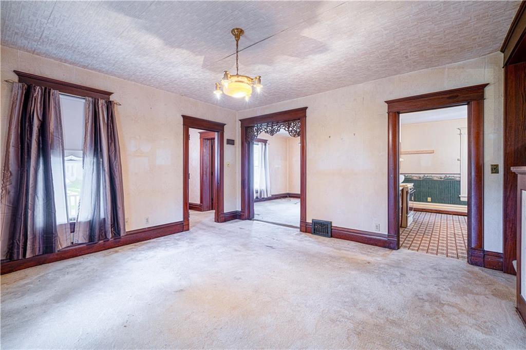 Maryville, Missouri 64468, United States, 4 Bedrooms Bedrooms, ,1 BathroomBathrooms,Residential,Active,175392