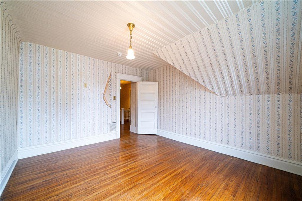 Maryville, Missouri 64468, United States, 4 Bedrooms Bedrooms, ,1 BathroomBathrooms,Residential,Active,175392