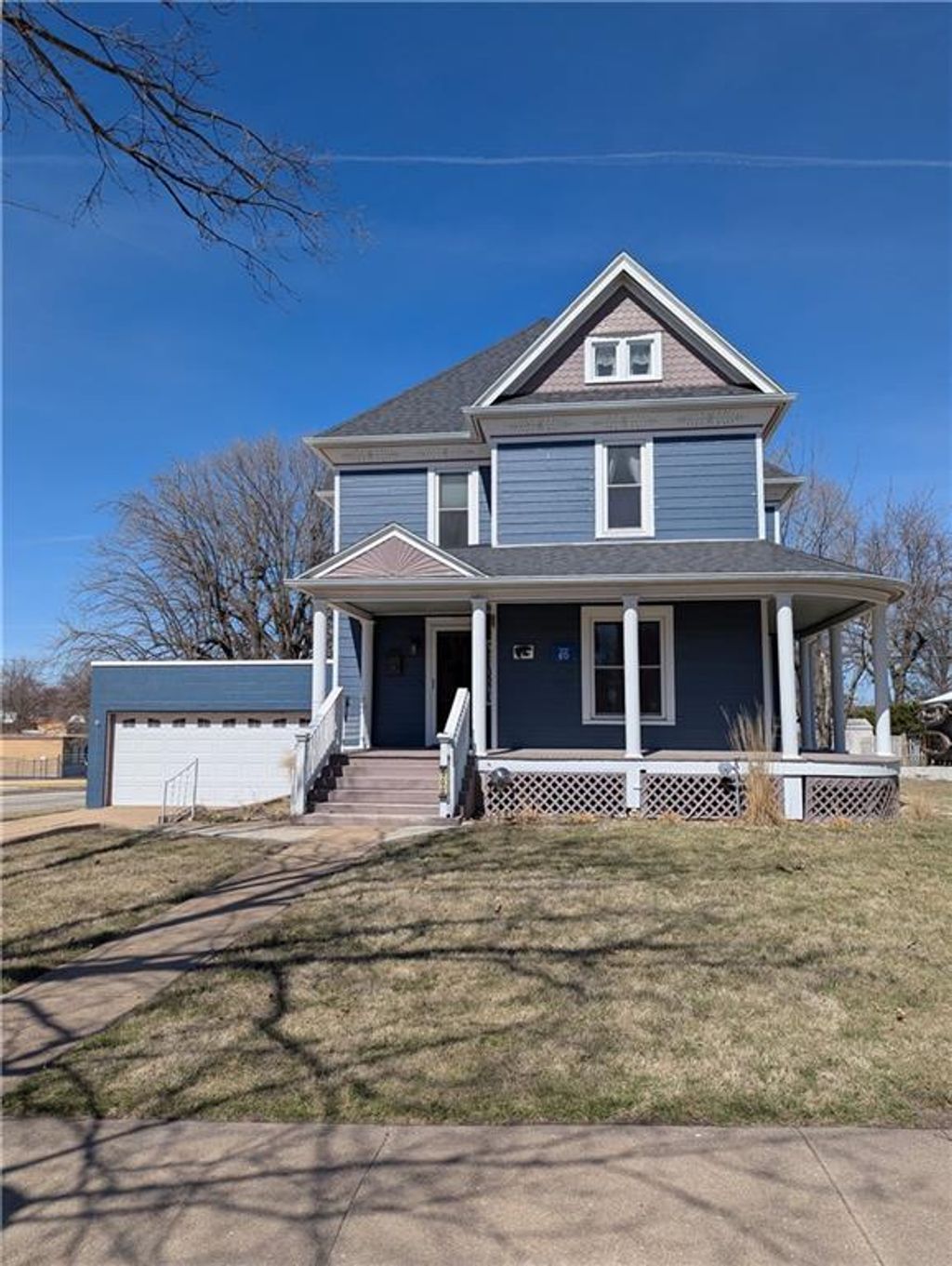 Photo of 500 Miami Street, Hiawatha, KS 66434 (MLS # 2605031)