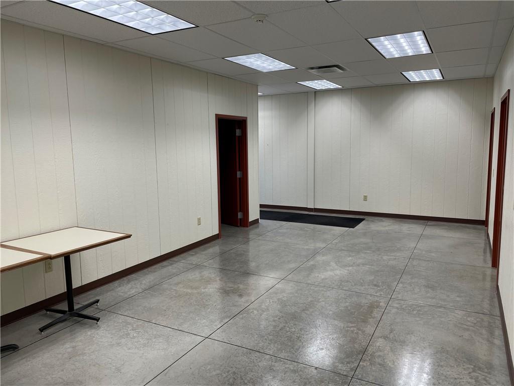 Country Club, Missouri 64505, United States, ,Commercial,Active,80917