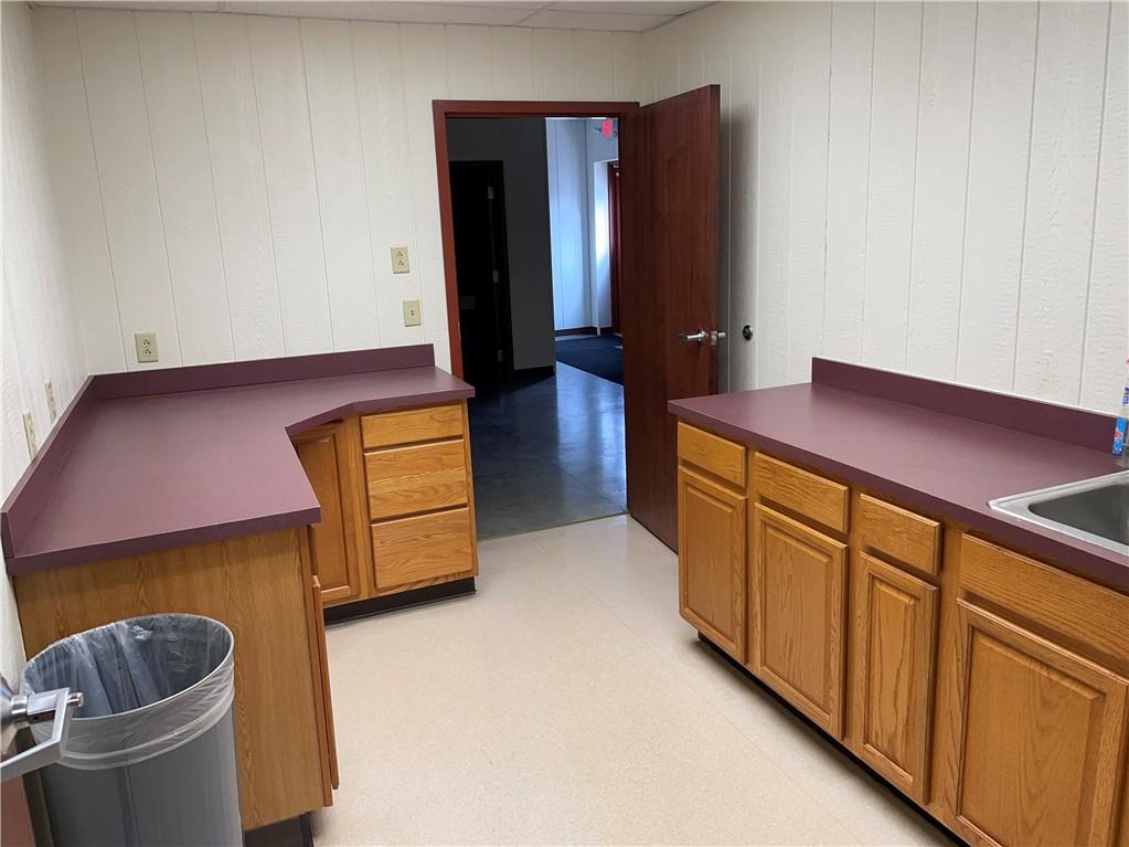 Country Club, Missouri 64505, United States, ,Commercial,Active,80917