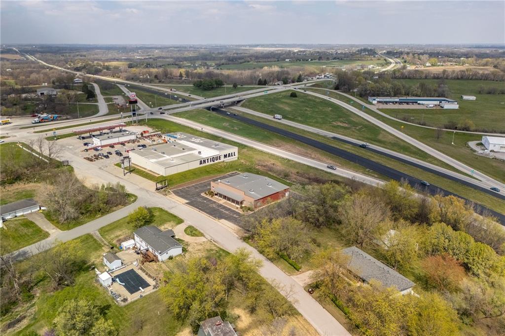 Country Club, Missouri 64505, United States, ,Commercial,Active,80917