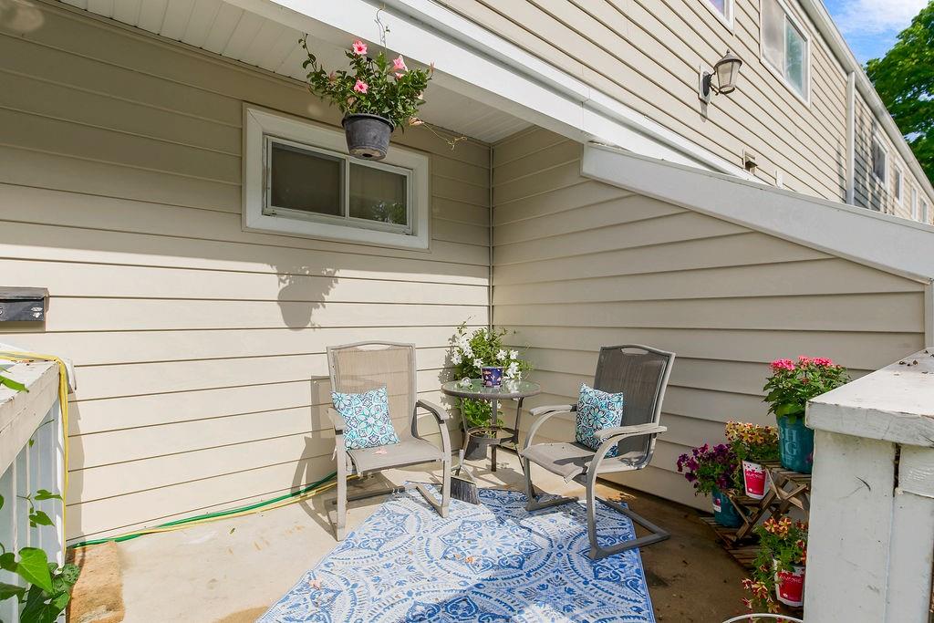255 N Michigan Street 90