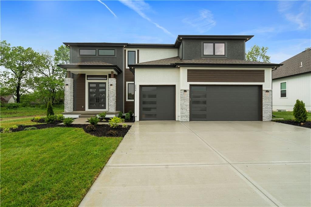 2234 NW Killarney Lane