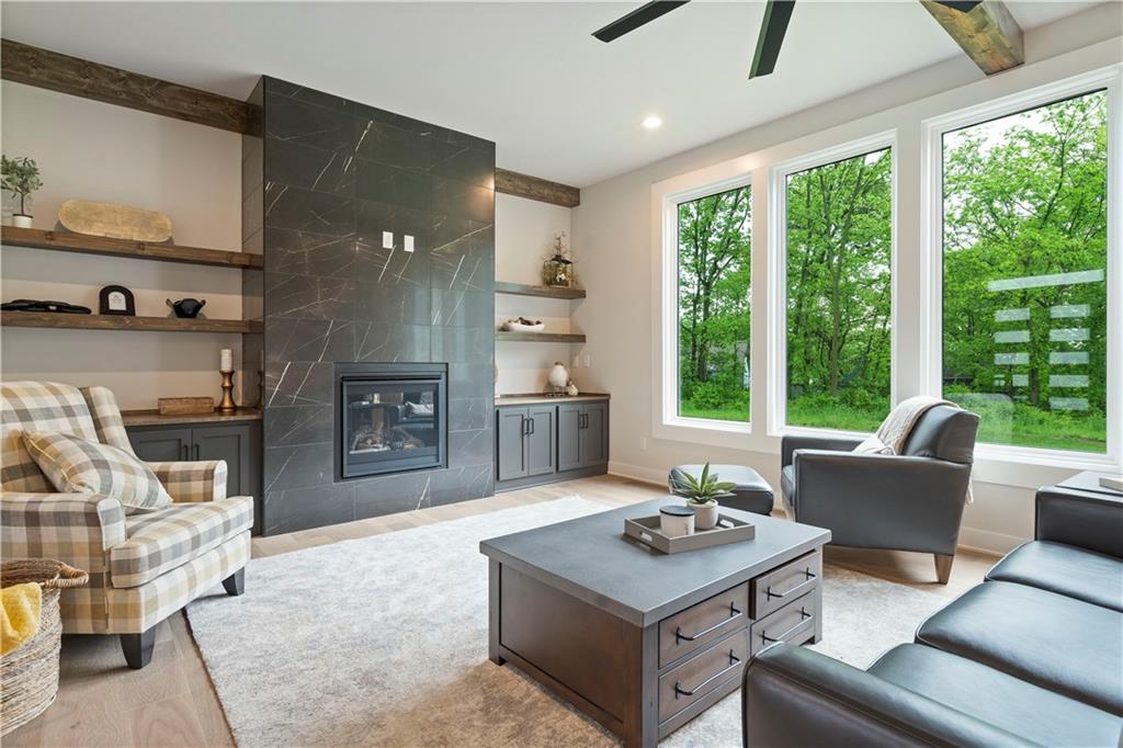 2234 NW Killarney Lane